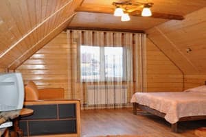 Частная усадьба Уют в Карпатах. Семейный двухместный мансардний 2
