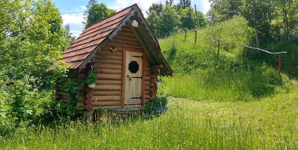 У Медовому Раю 13