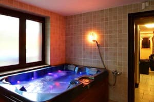 Вежа Ведмежа 9