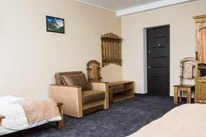 Отель Вершина Карпат. Семейный трехместный (3+1) 2