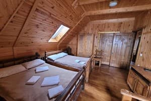 Гостинично-ресторанный комплекс Ворота Карпат. Эконом 5-местный  1
