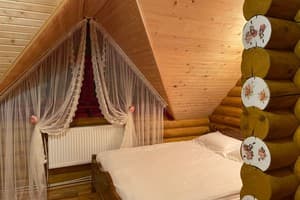 Яблуницька троянда 14