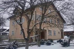 Частная усадьба Ялівець