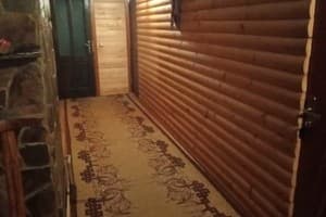 Частная усадьба Яремчанка. Апартаменты 8-местный тртехкомнатные (часть коттеджа) 2