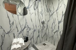 Гостиный двор ZWIN Apartments. Апартаменты 4-местный №4 5