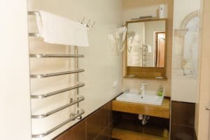 Затишок над Прутом  48