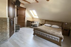 Частный сектор Затишок над Прутом . Люкс 5-местный двухкомнатный (мансарда 5+2) 1