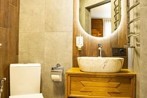 Частный сектор Затишок над Прутом . Люкс трехместный семейный  12