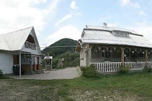 Частная усадьба Затишок. Коттедж 4-местный  1