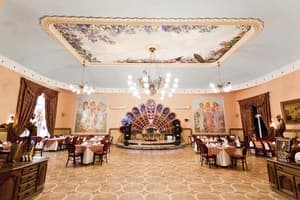 Золота Пава 11