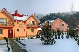 Частная усадьба Зоряна