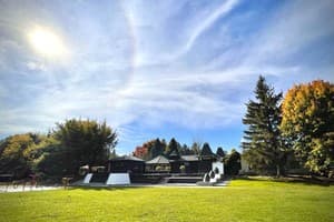 на території санаторію Квітка Полонини 14