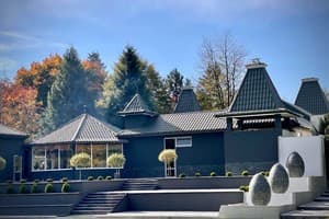 на території санаторію Квітка Полонини 15