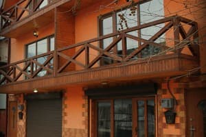 Частная усадьба у Петра